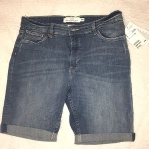 H&M midi jean shorts size 12